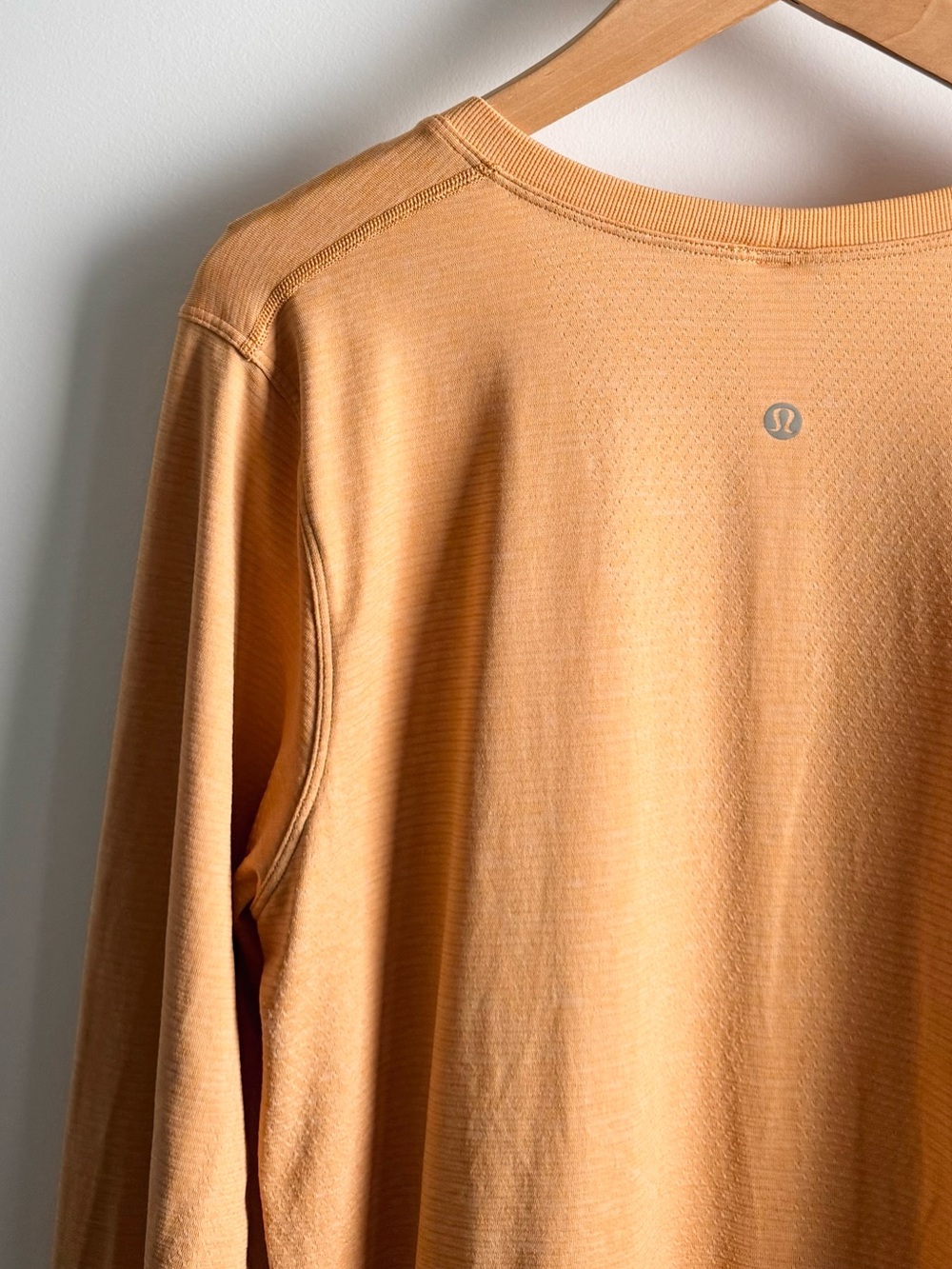 lululemon swiftly relaxed long sleeve - Picture 8 of 16